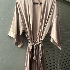 Victoria's Secret Satin Robe - Soft Pink